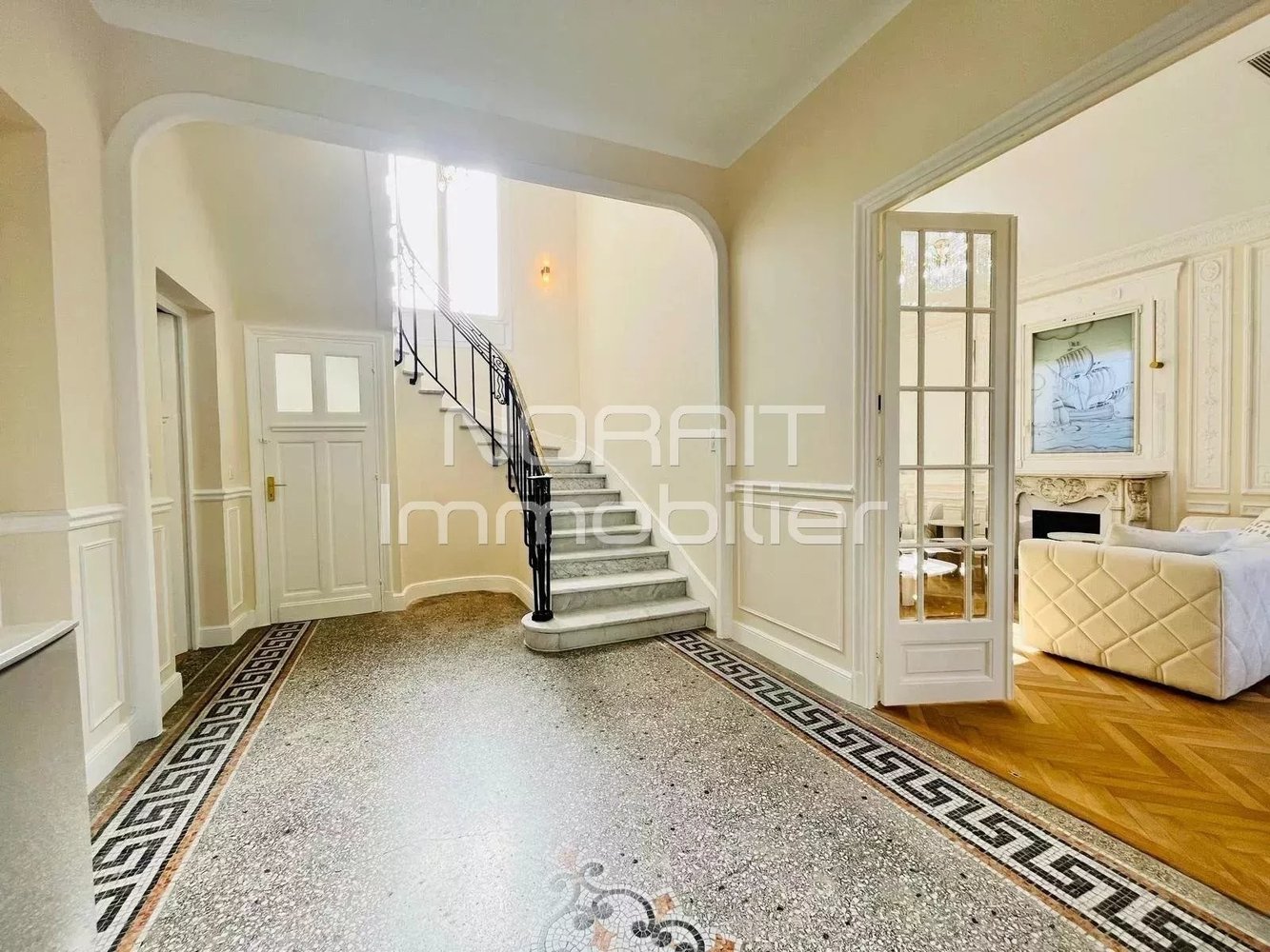 Property photo in Carre d'Argent