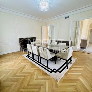 Property in Carre d'Argent