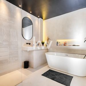 Property in Carre d'Argent