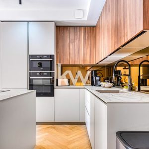 Property in Carre d'Argent