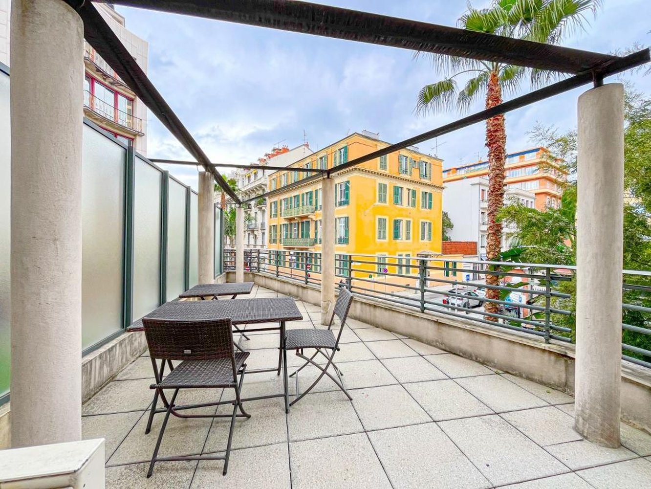 Property photo in Carre d'Argent