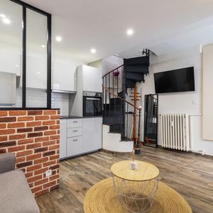 Property in Carre d'Argent