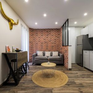 Property in Carre d'Argent