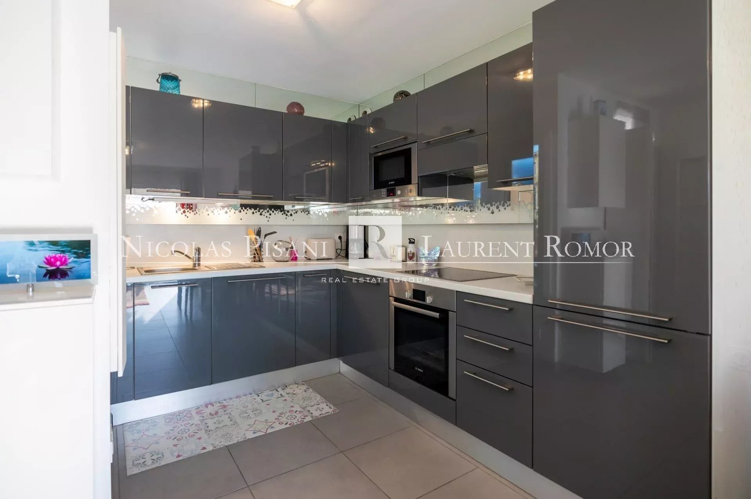 Property photo in Carre d'Argent