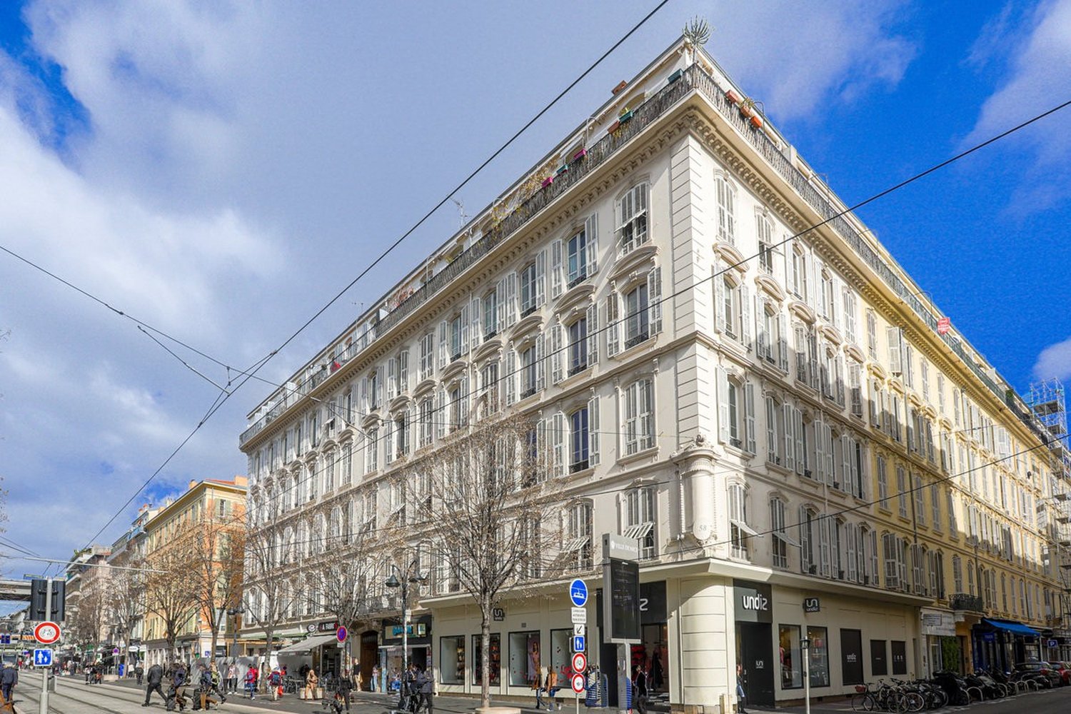 Property photo in Carre d'Argent