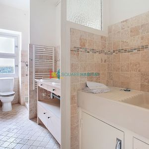 Property in Carre d'Argent