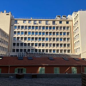 Property in Carre d'Argent