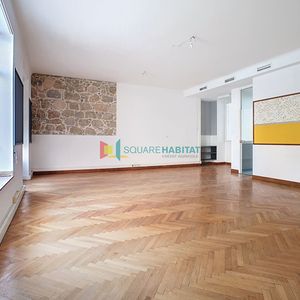 Property in Carre d'Argent