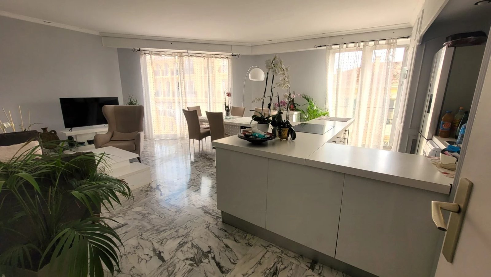 Property photo in Carre d'Argent