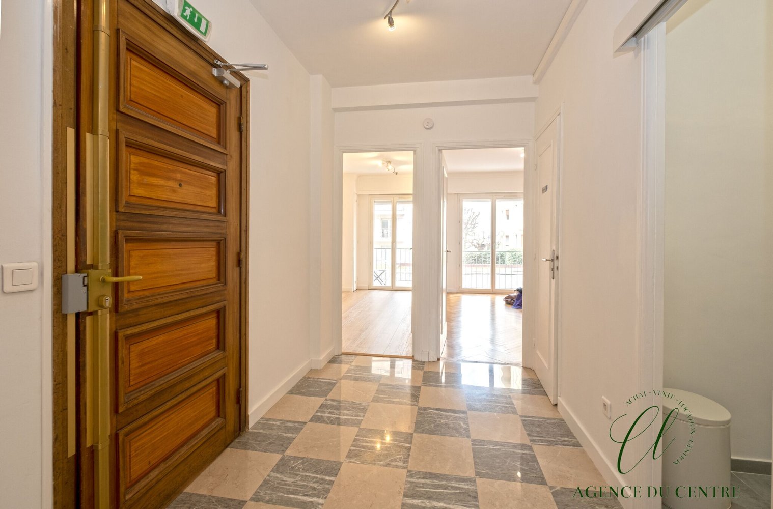Property photo in Carre d'Argent
