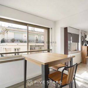 Property in Carre d'Argent