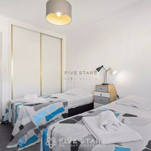 Property in Carre d'Argent