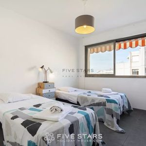 Property in Carre d'Argent