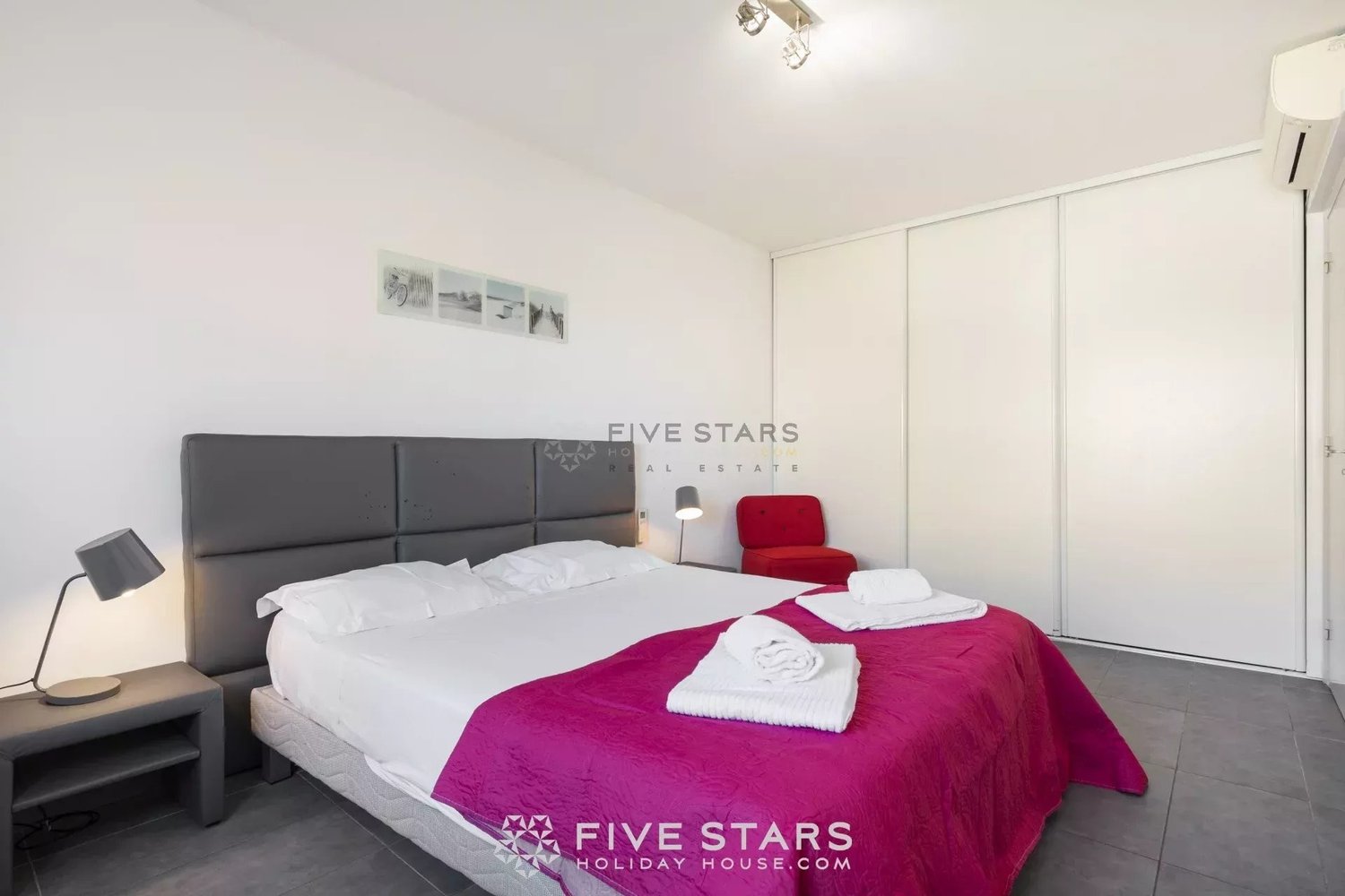 Property photo in Carre d'Argent