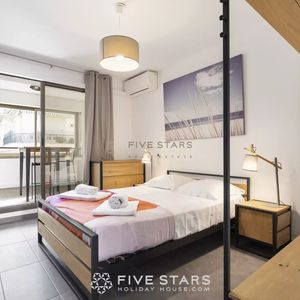 Property in Carre d'Argent