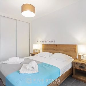 Property in Carre d'Argent