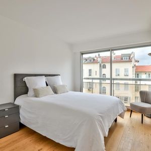 Property in Carre d'Argent