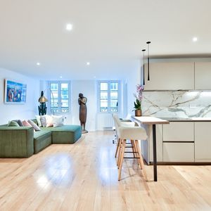 Property in Carre d'Argent