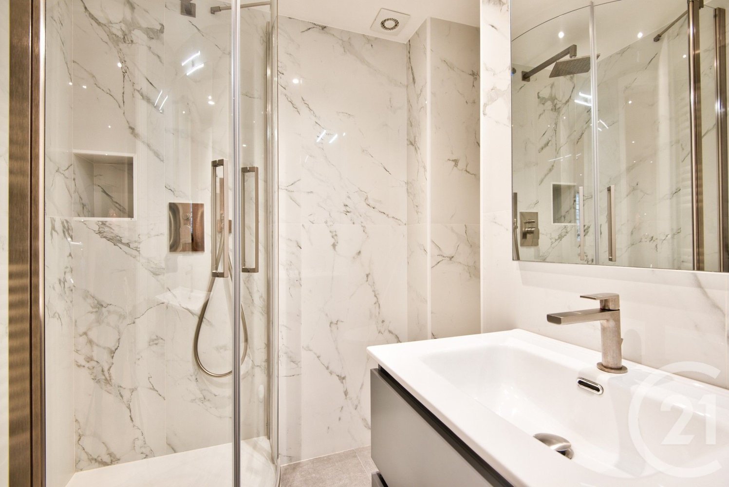 Property photo in Carre d'Argent