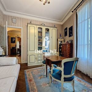 Property in Carre d'Argent