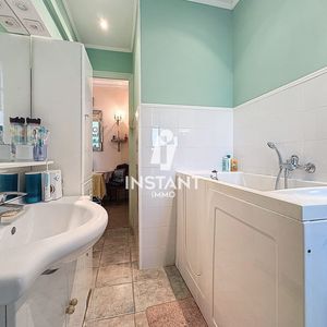 Property in Carre d'Argent