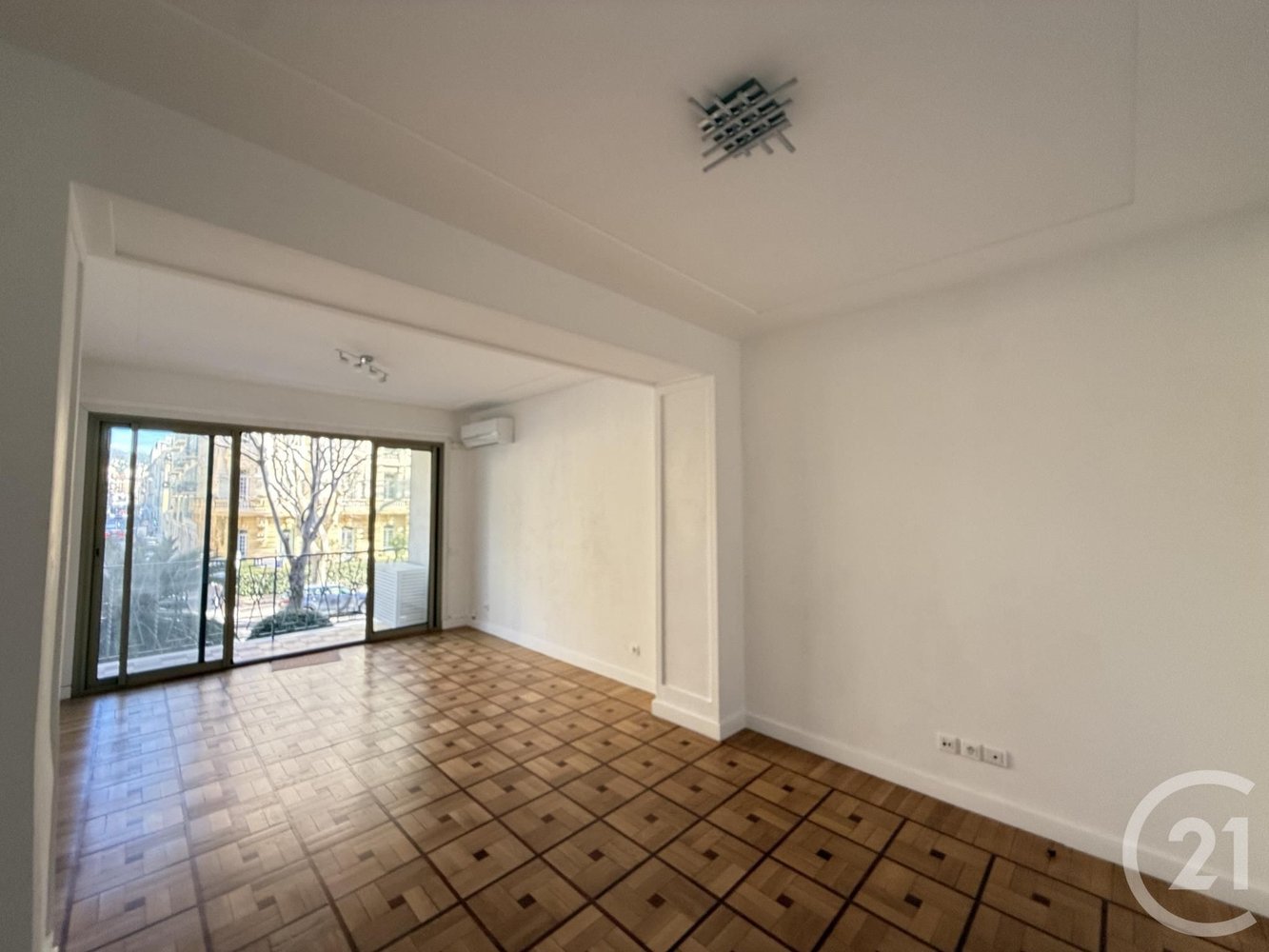 Property photo in Carre d'Argent