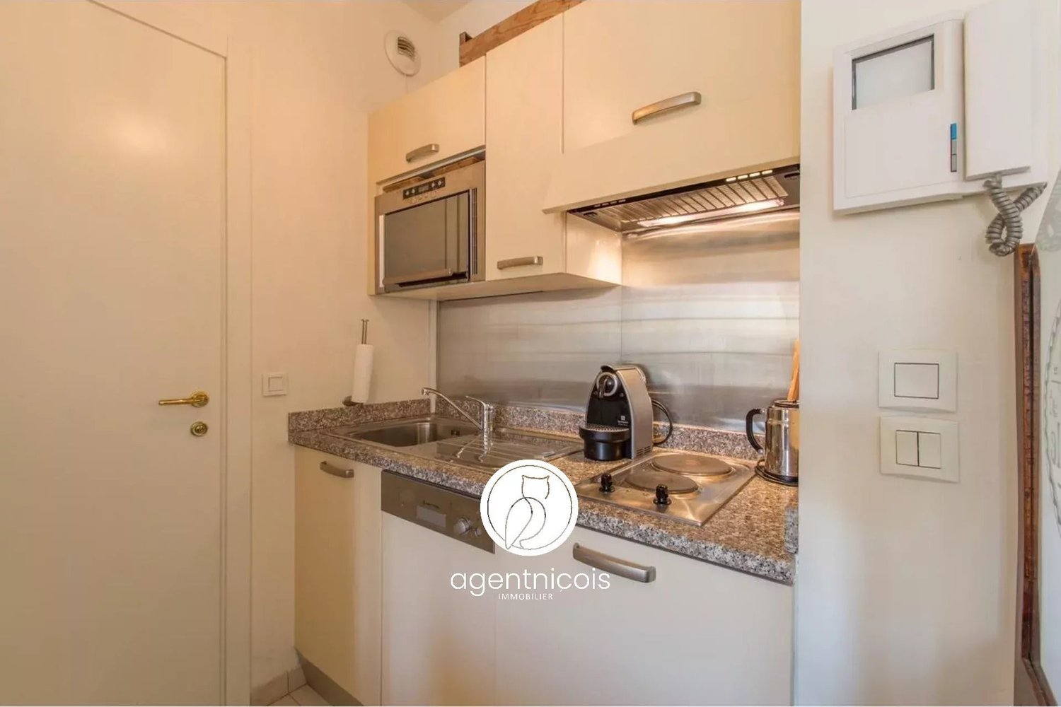 Property photo in Carre d'Or