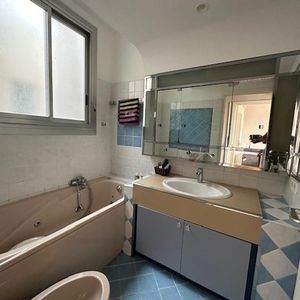 Property in Carre d'Or