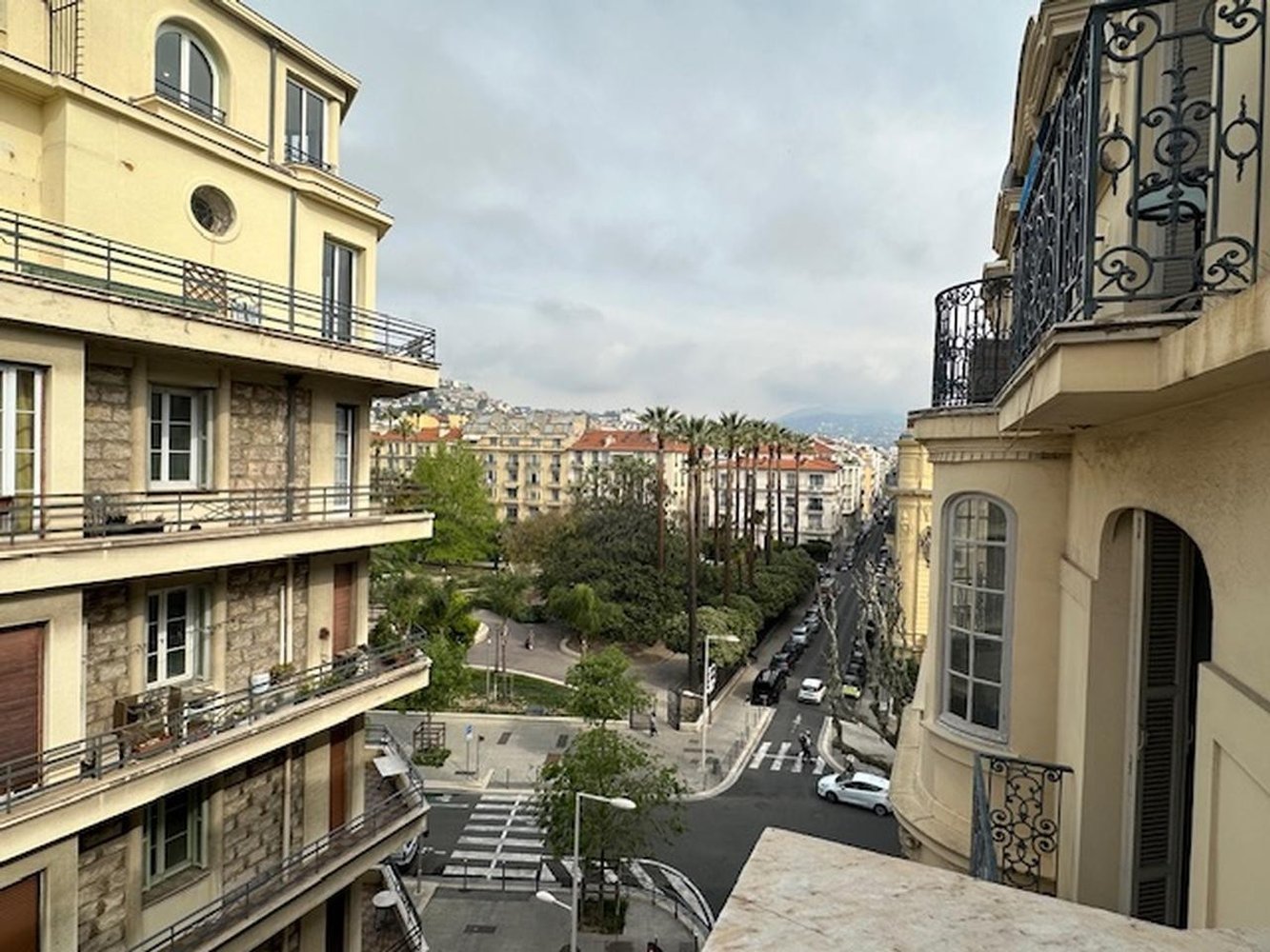 Property photo in Carre d'Or