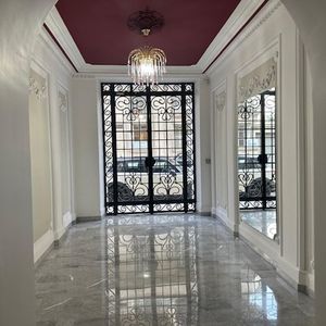 Property in Carre d'Or