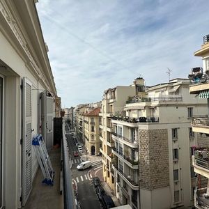 Property in Carre d'Or