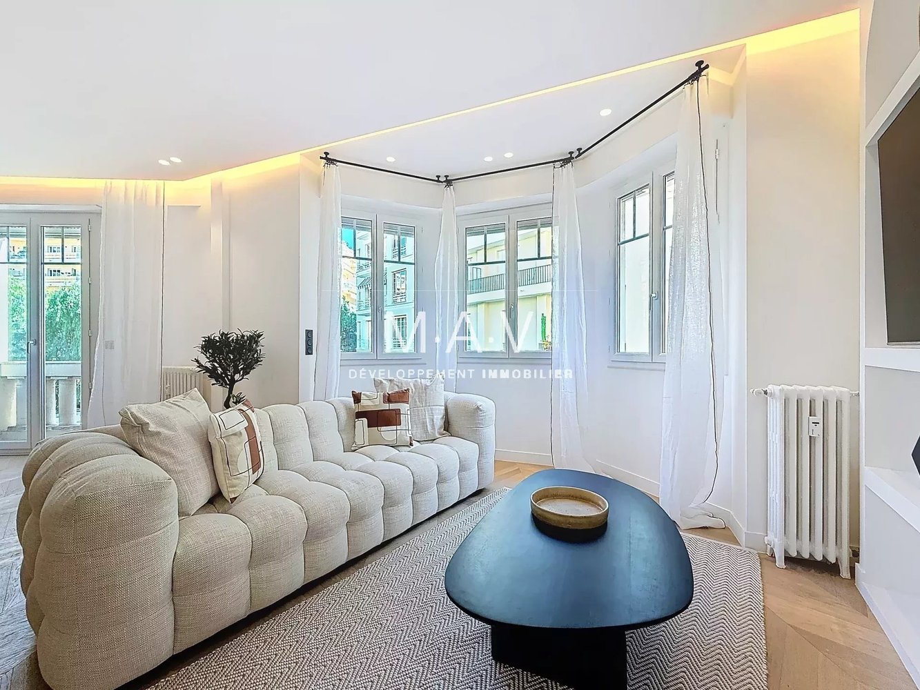 Property photo in Carre d'Or