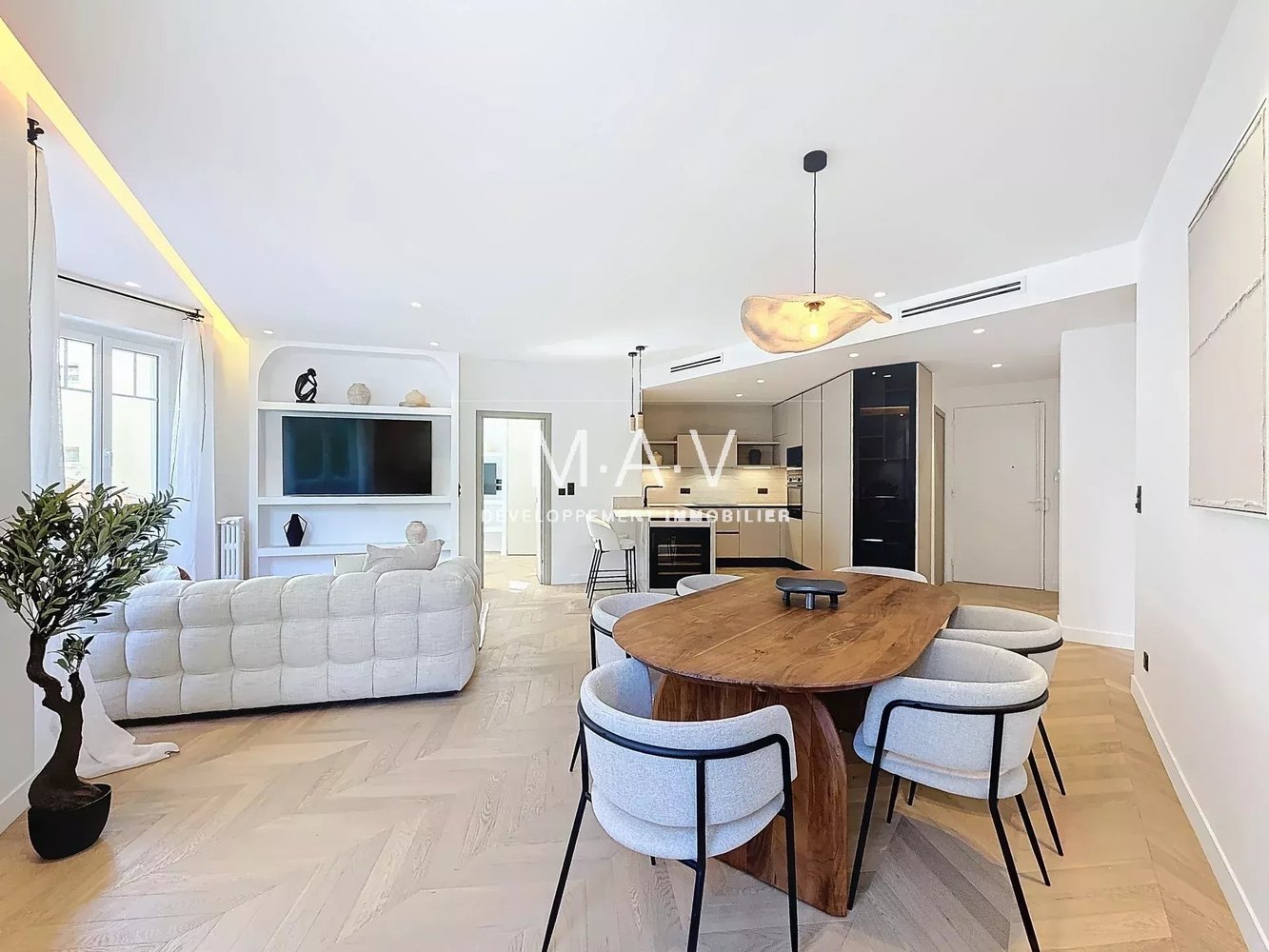 Property photo in Carre d'Or