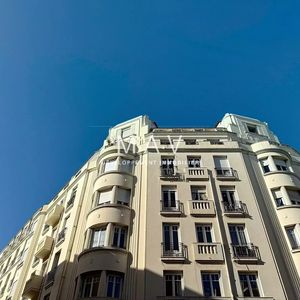 Property in Carre d'Or