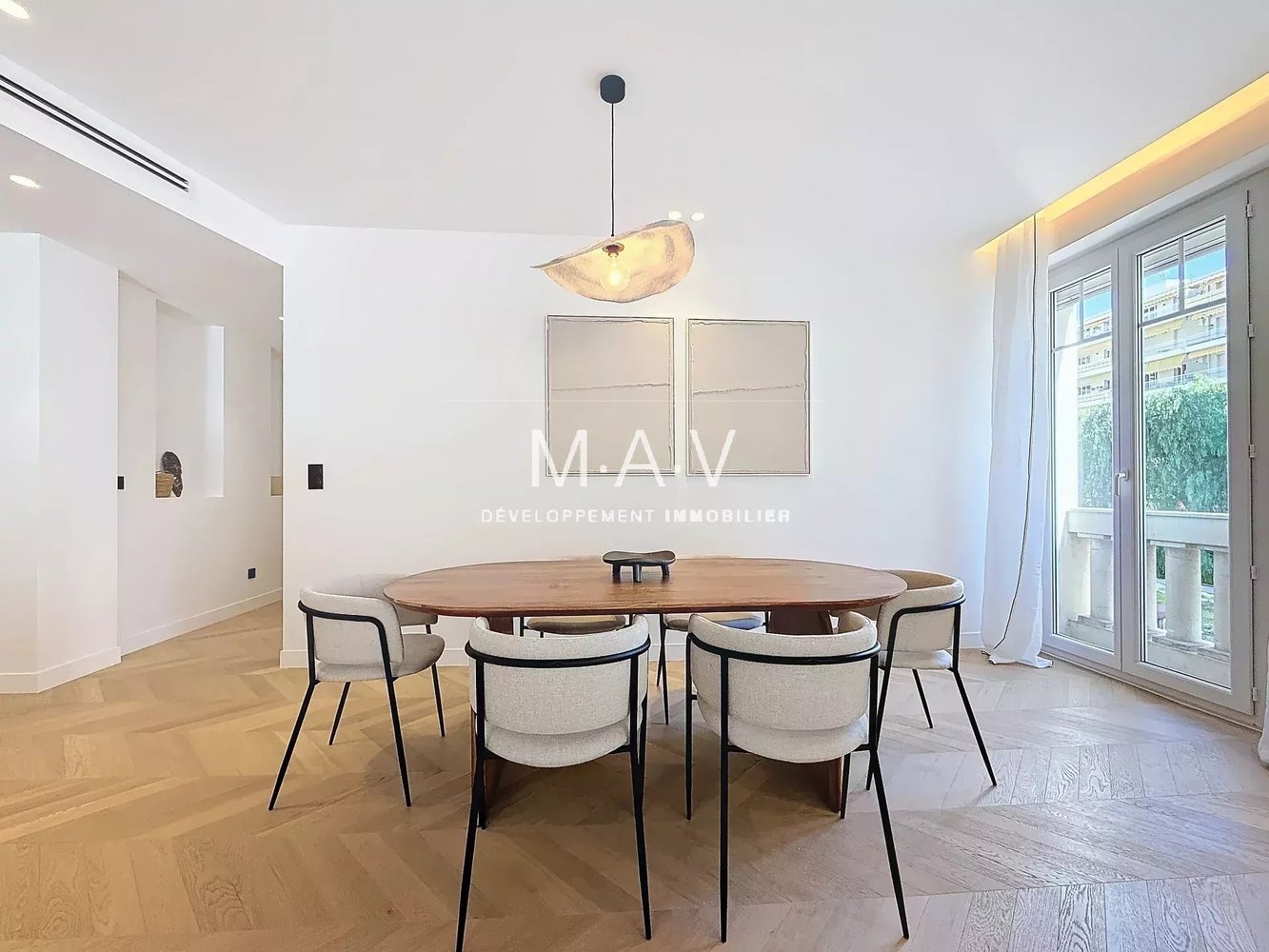 Property photo in Carre d'Or