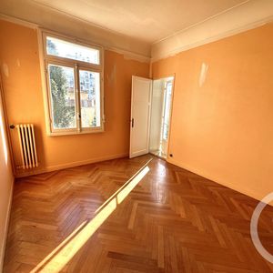 Property in Carre d'Or