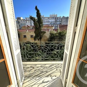 Property in Carre d'Or