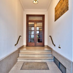 Property in Carre d'Or