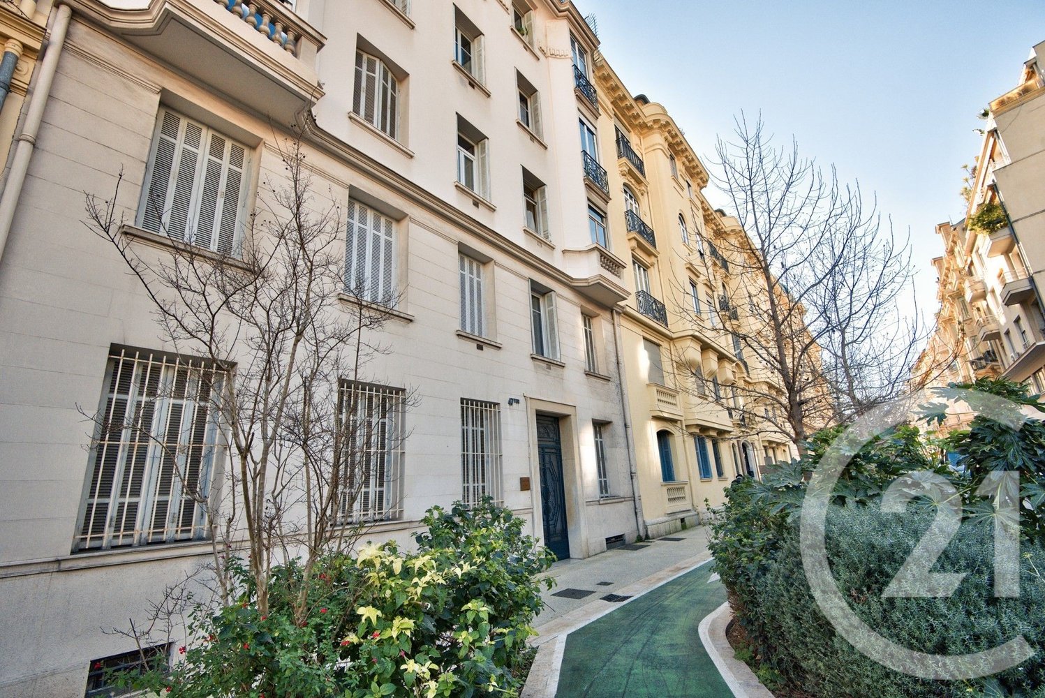 Property photo in Carre d'Or