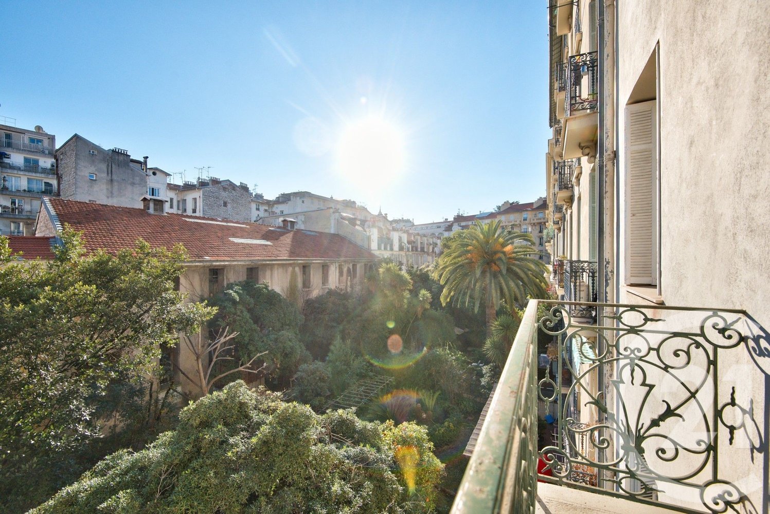 Property photo in Carre d'Or