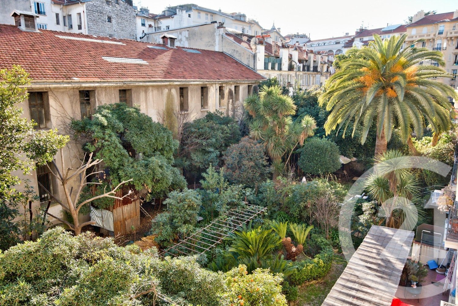 Property photo in Carre d'Or