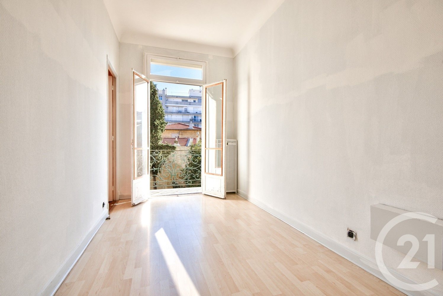 Property photo in Carre d'Or