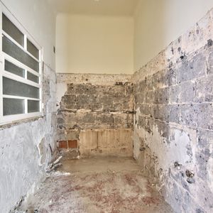 Property in Carre d'Or