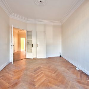 Property in Carre d'Or