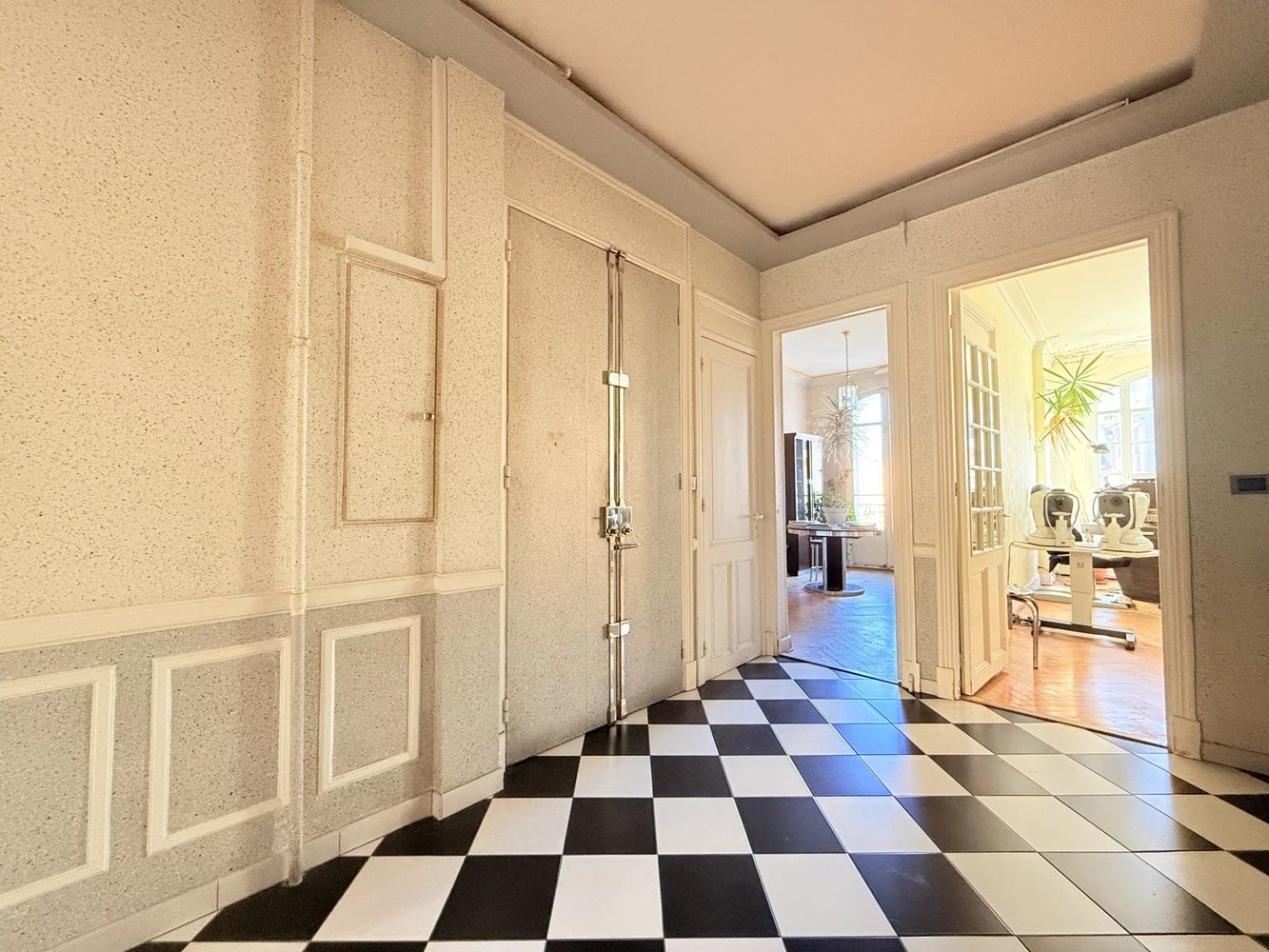 Property photo in Carre d'Or