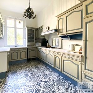 Property in Carre d'Or