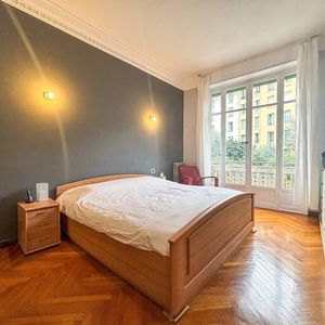 Property in Carre d'Or