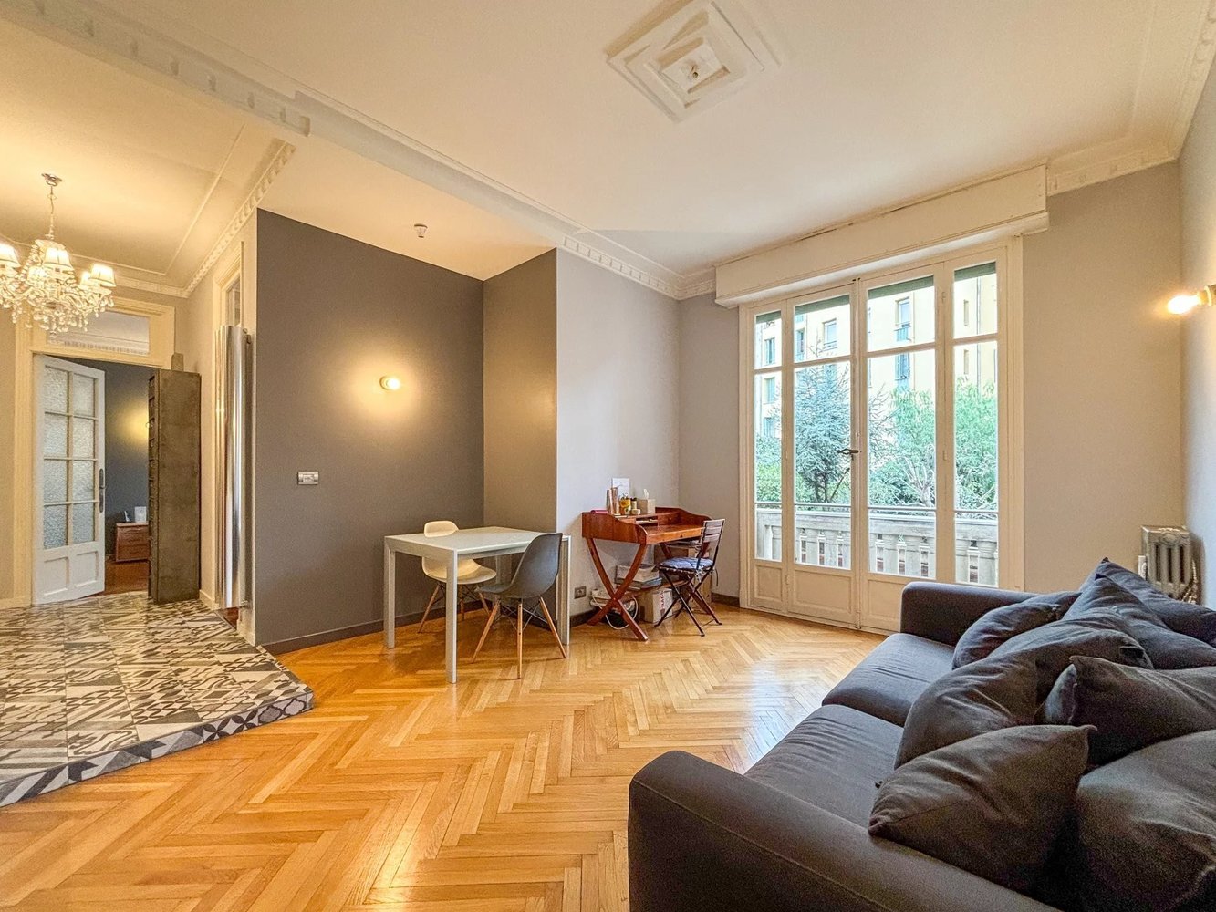 Property photo in Carre d'Or