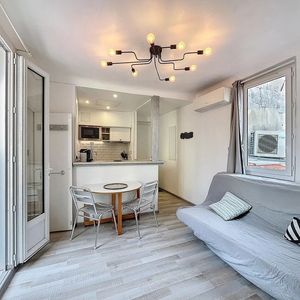 Property in Carre d'Or