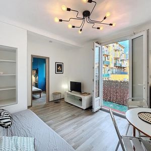 Property in Carre d'Or